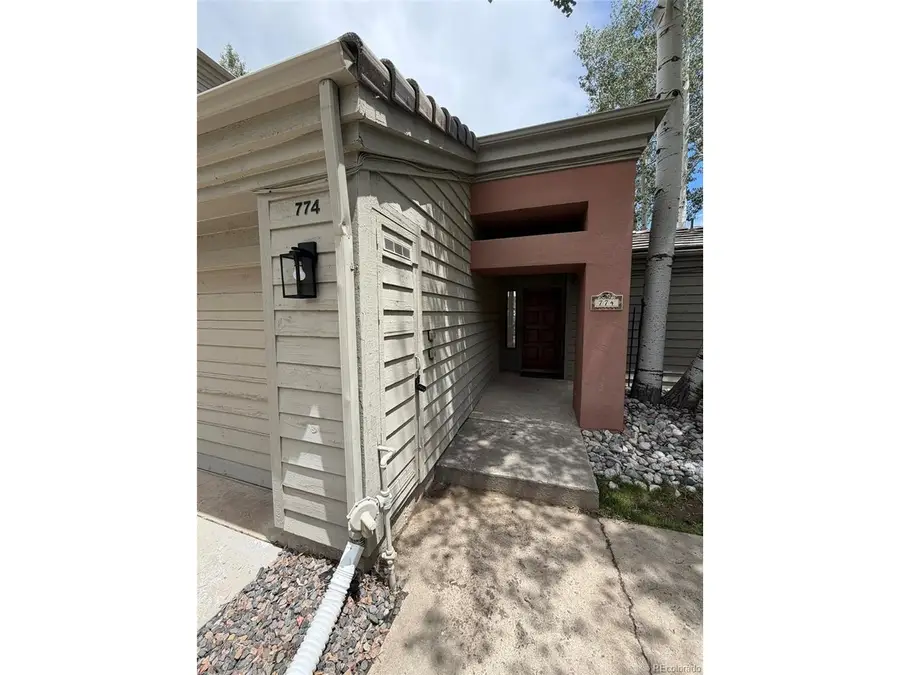 774 Ridgeside Dr, Golden, CO 80401 - #3