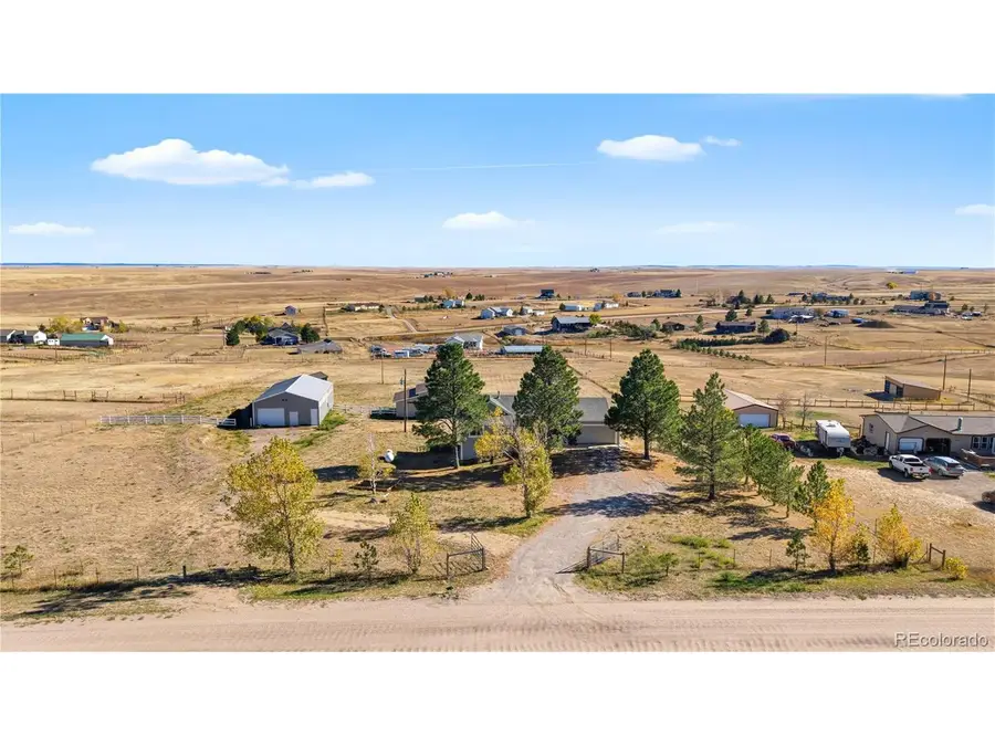 8692 Lariat Loop, Elizabeth, CO 80107 - Image #2