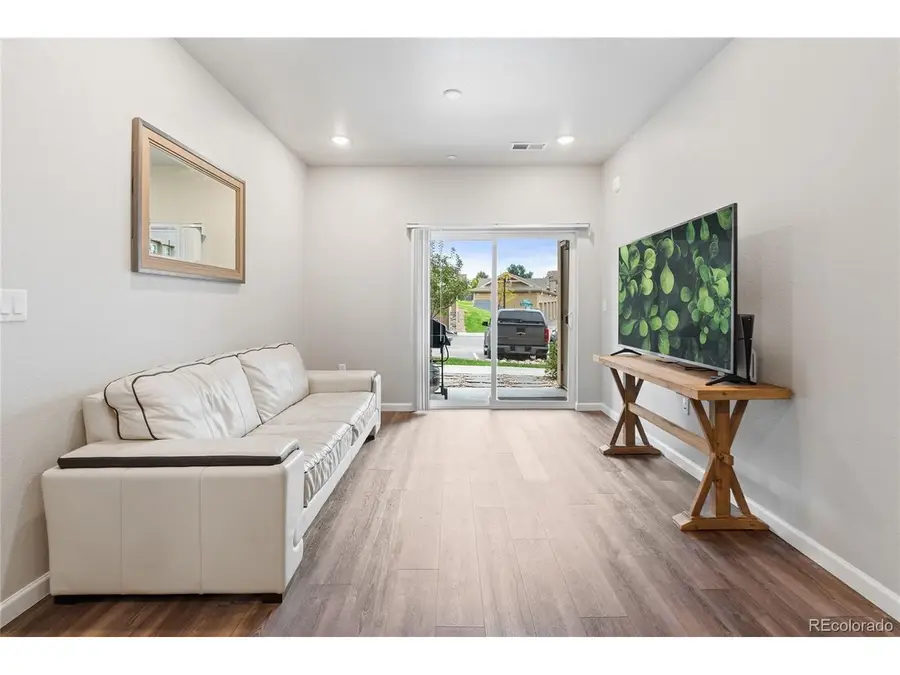 9962 W Victoria Pl #102, Littleton, CO 80127 - #3