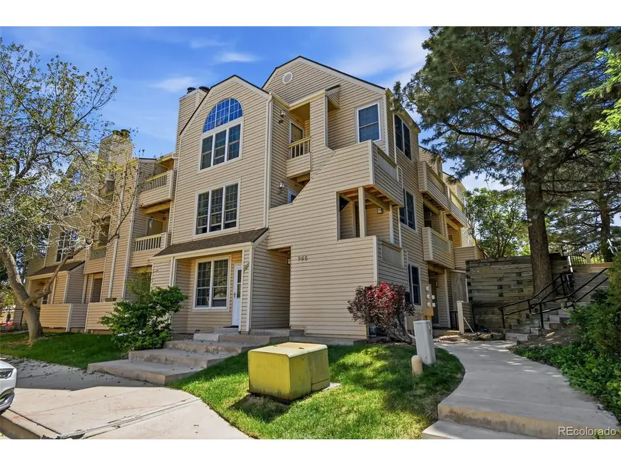 965 S Miller St #201, Lakewood, CO 80226 - #2