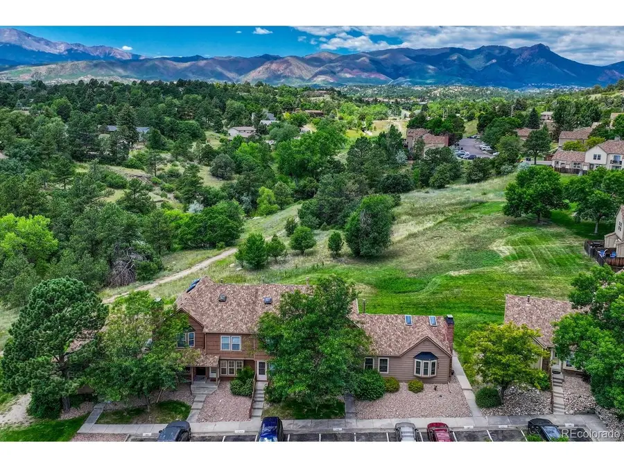 454 Rolling Hills Dr, Colorado Springs, CO 80919 - #2
