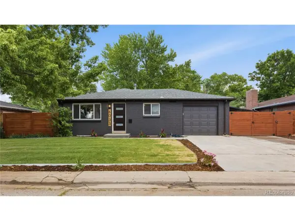 6033 Hoyt Ct, Arvada, CO 80004