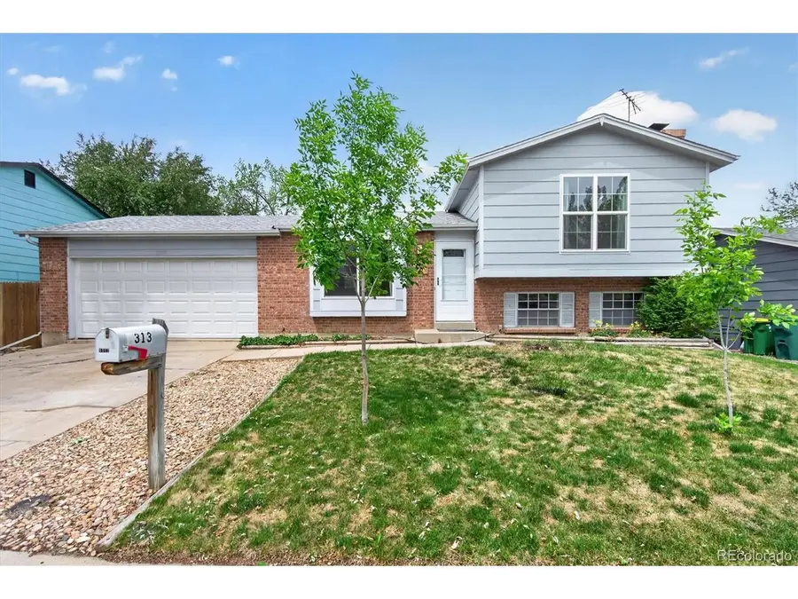 1313 S Zeno St, Aurora, CO 80017 - #2