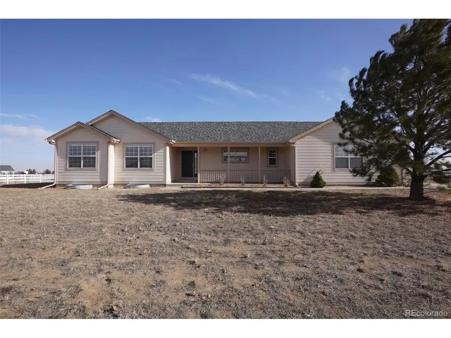 4040 Willow St, Strasburg, CO 80136 - Image #2