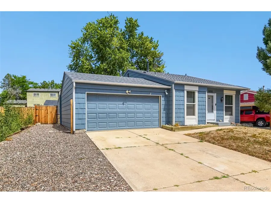 20765 E Buchanan Dr, Aurora, CO 80011 - #2
