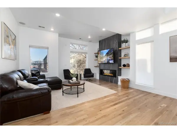 1733 Grove St #4, Denver, CO 80204