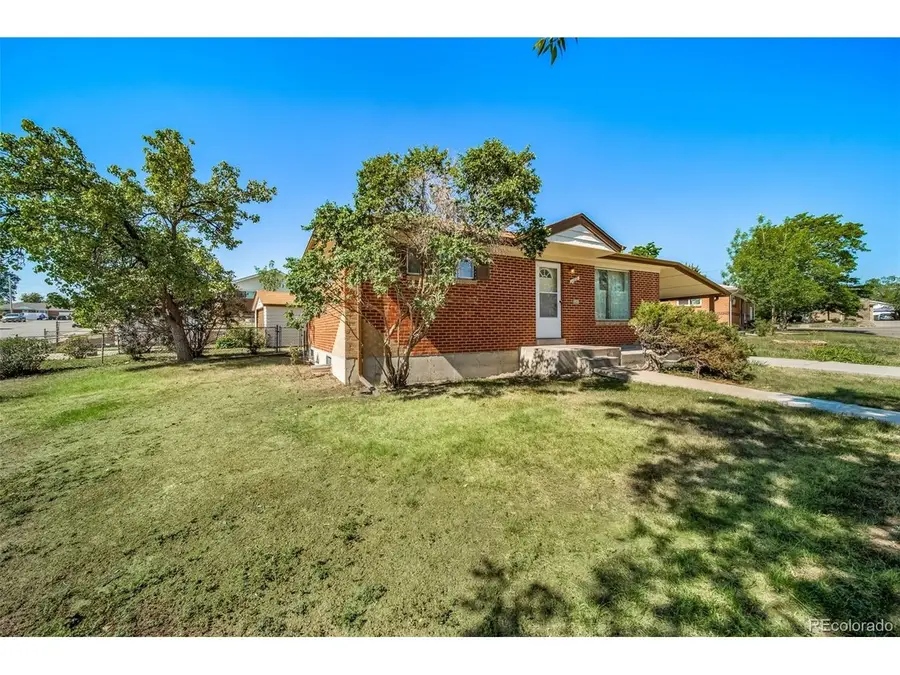 160 E 105th Ave, Northglenn, CO 80233 - #2