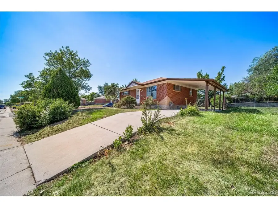 160 E 105th Ave, Northglenn, CO 80233 - #3