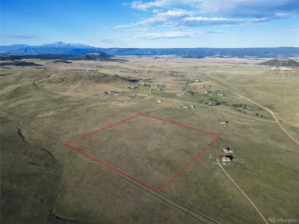 2 Twin Bluffs Road, Larkspur, CO 80118