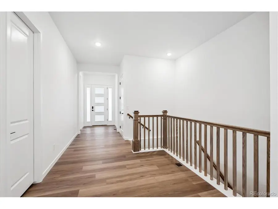 3813 Emerald Shore Cir, Loveland, CO 80538 - Image #2