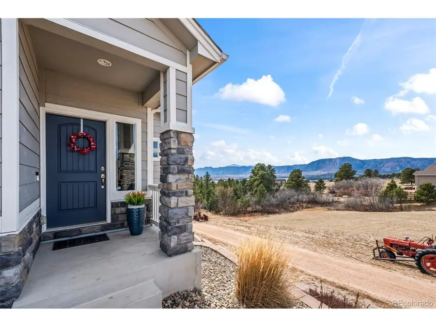 19663 Lindenmere Dr, Monument, CO 80132 - #2