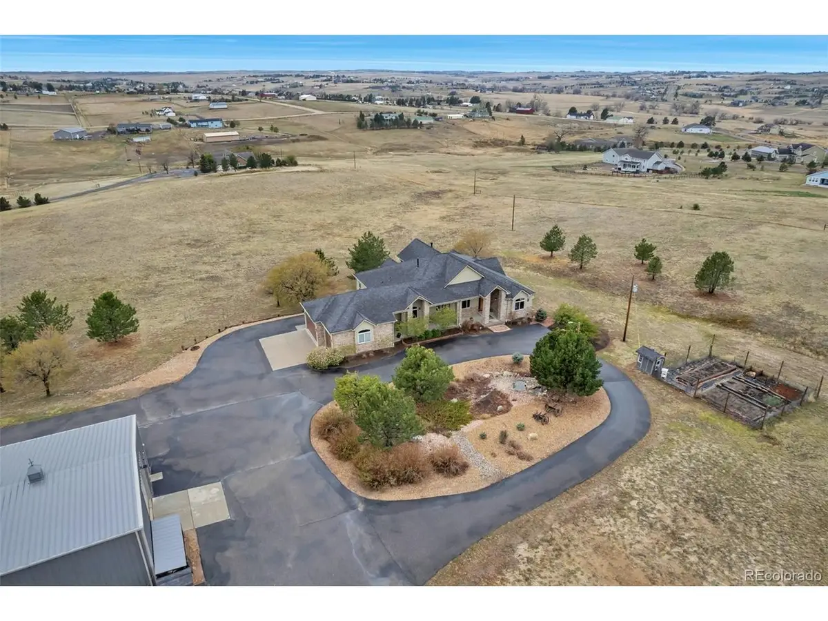 3855 Mountain View Meadows Cir, Elizabeth, CO 80107 - #1