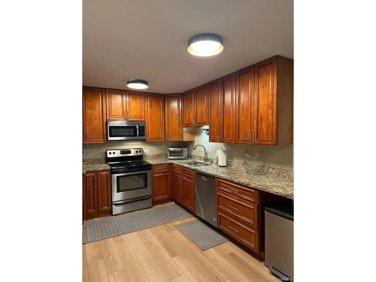 615 S Clinton St #9B, Denver, CO 80247 - Image #1