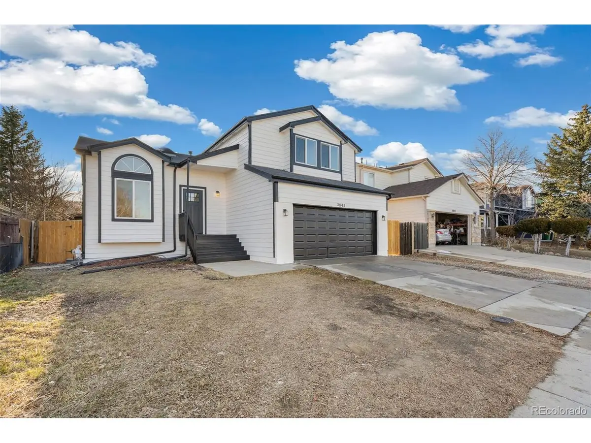 3843 S Gibralter St, Aurora, CO 80013 - Image #1