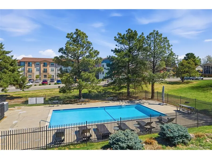 532 Oakwood Dr #B207, Castle Rock, CO 80104 - #3