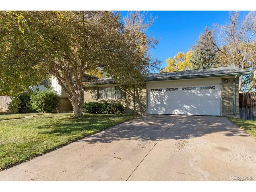 11921 W 70th Pl, Arvada, CO 80004 - Image #2