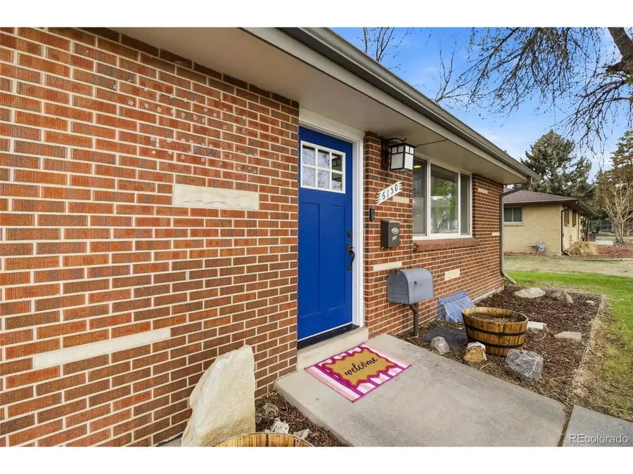 6130 S Pennsylvania St, Centennial, CO 80121 - #3