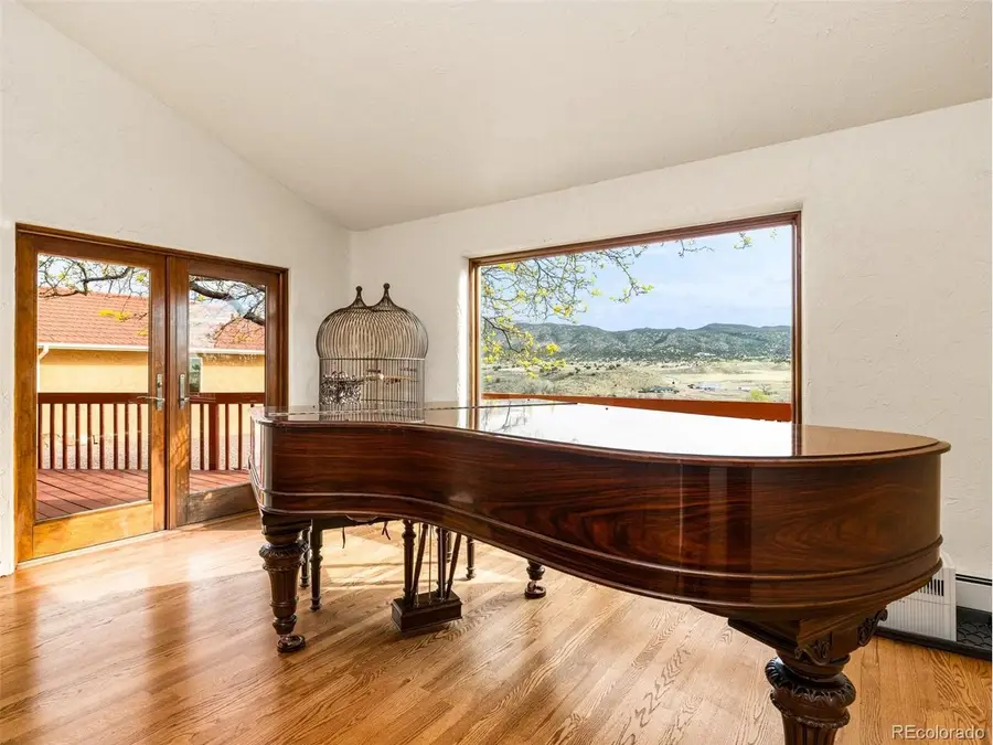 1064 Ridgeview Pl, Canon City, CO 81212 - #3