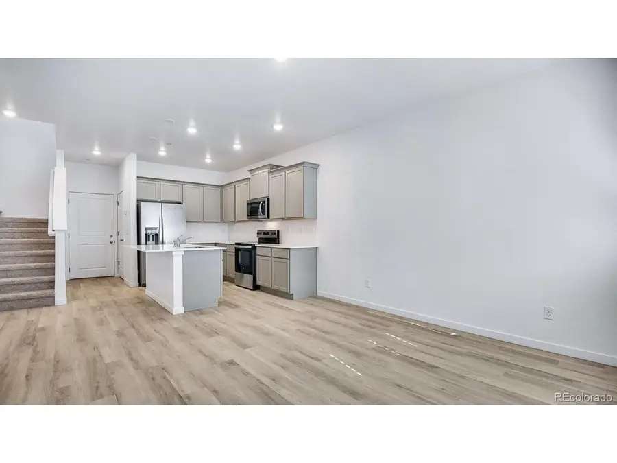 9865 Bahama St, Commerce City, CO 80022 - #2