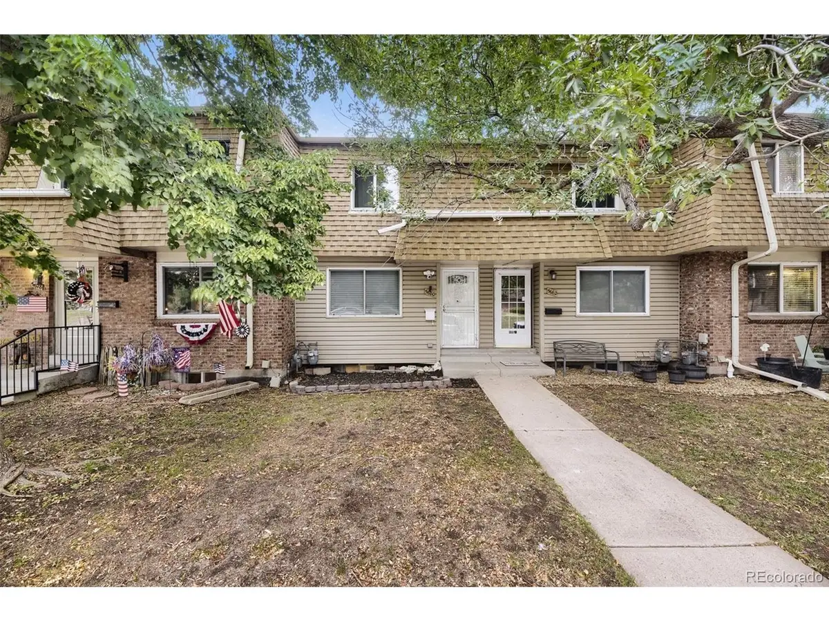 5680 S Lowell Blvd, Littleton, CO 80123 - #1