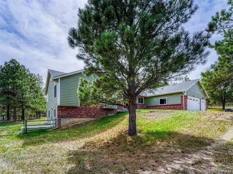 37140 Pheasant Run, Elizabeth, CO 80107 - #3