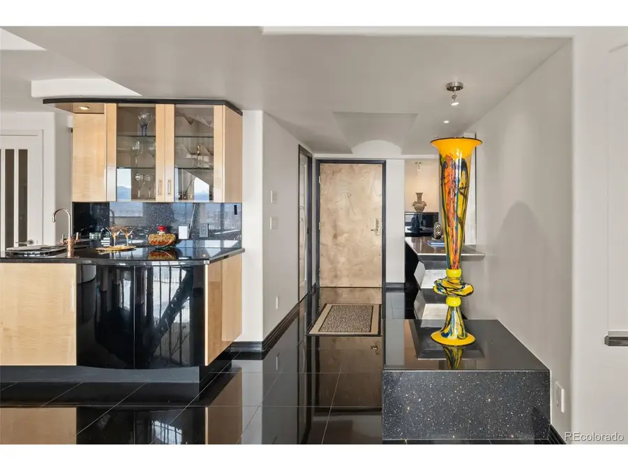 1020 15th St #42D, Denver, CO 80202 - Image #2