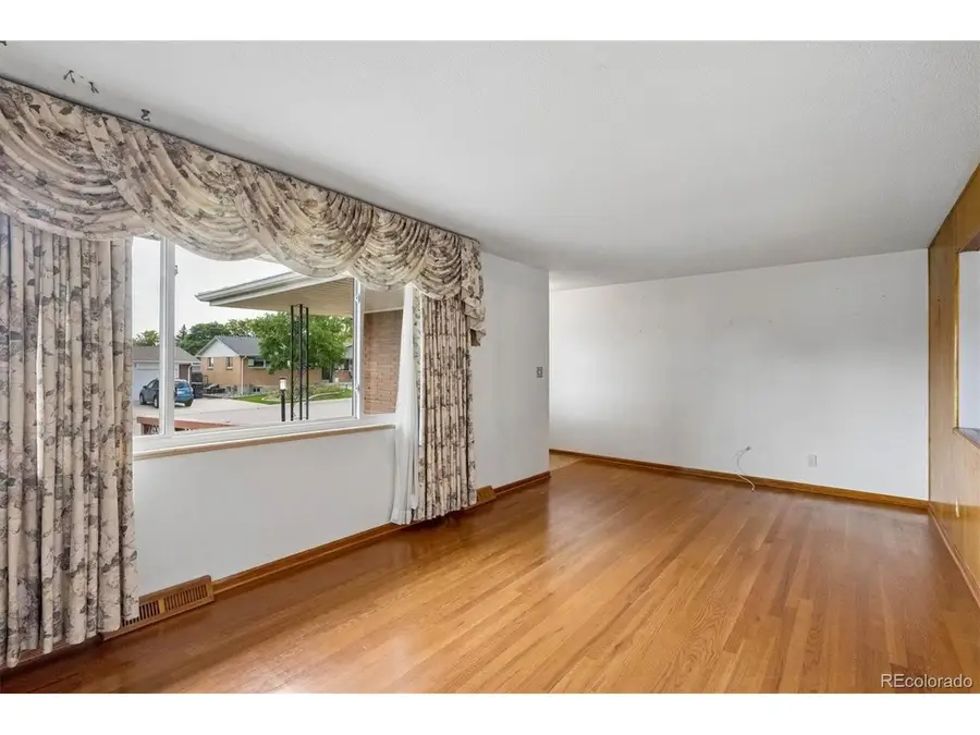8281 Bluebell Way, Denver, CO 80221 - #3