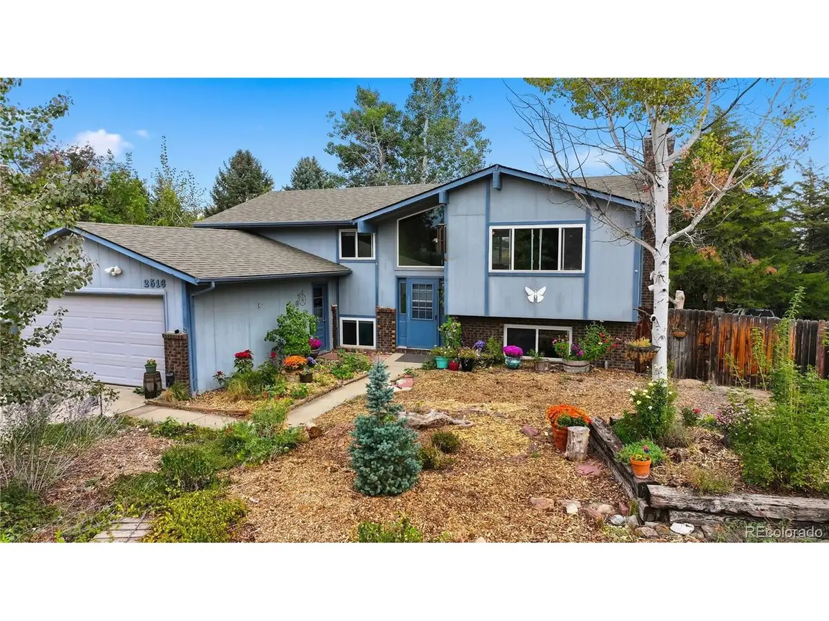 2516 Lanyon Dr, Longmont, CO 80503 - #1