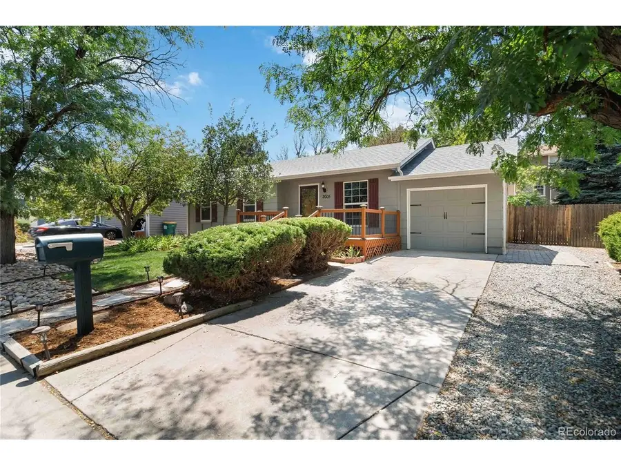 2005 S Ivory Way, Aurora, CO 80013 - #2