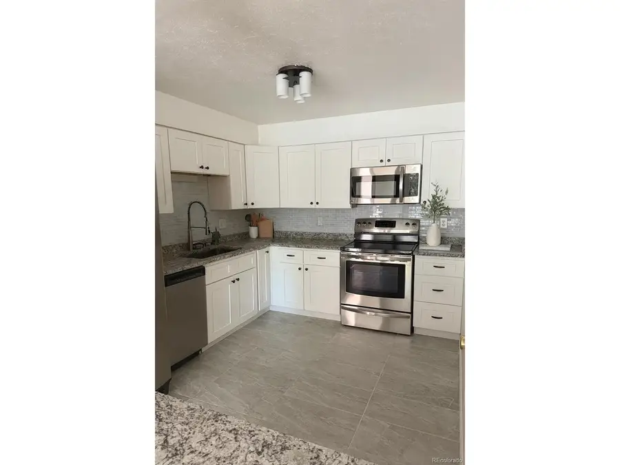 13950 E Oxford Pl #B206, Aurora, CO 80014 - Image #2