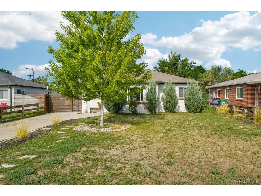 2323 Oneida St, Denver, CO 80207 - #3