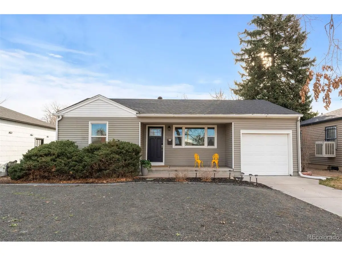 1920 Elmira St, Aurora, CO 80010 - #1