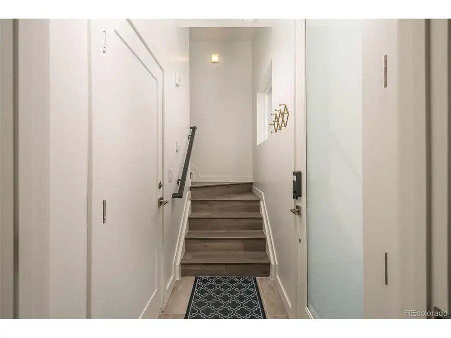 1616 Irving St #4, Denver, CO 80204 - #3