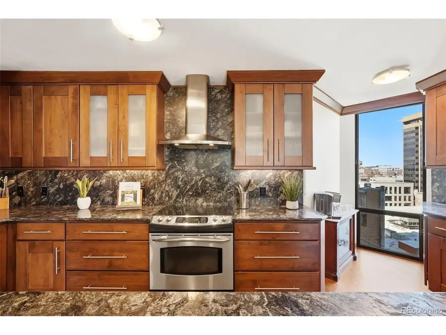 1625 Larimer St #905, Denver, CO 80202 - #2