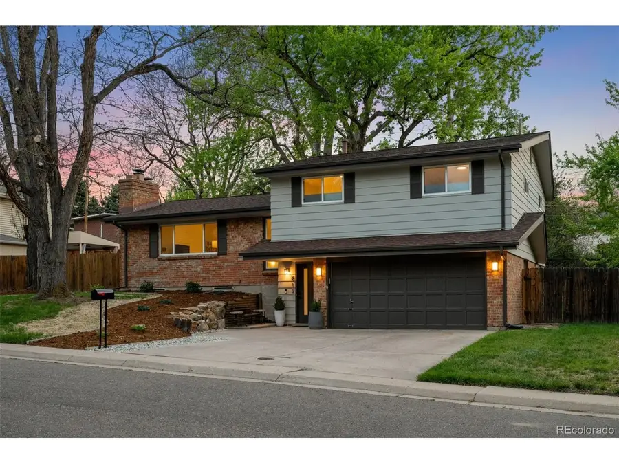 813 W Geddes Cir, Littleton, CO 80120 - #2