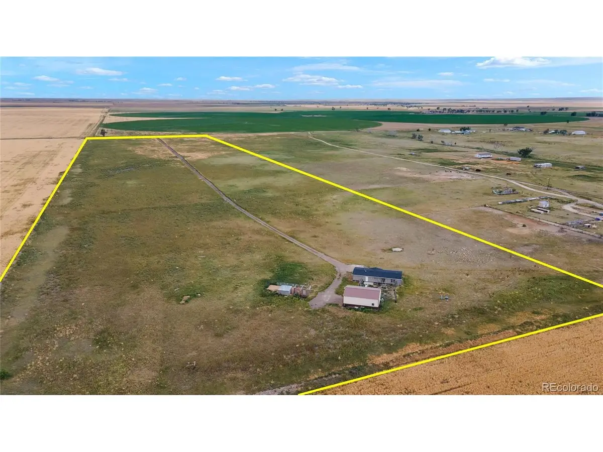 69501 E 72nd Ave, Byers, CO 80103 - #1