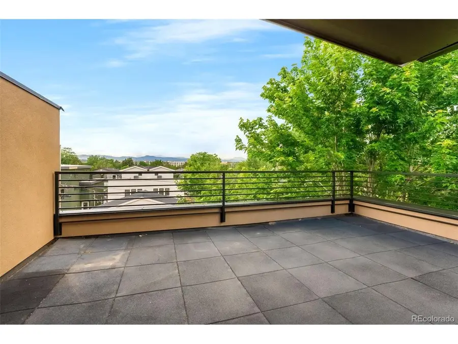 2155 S Logan St, Denver, CO 80210 - #2