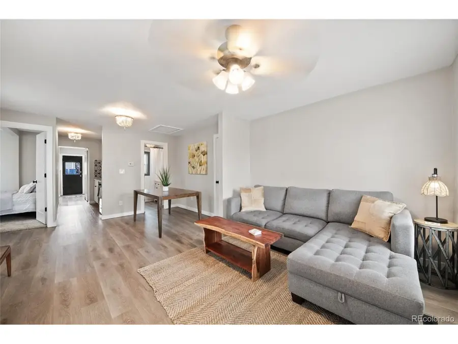 2045 Eaton St, Edgewater, CO 80214 - #3