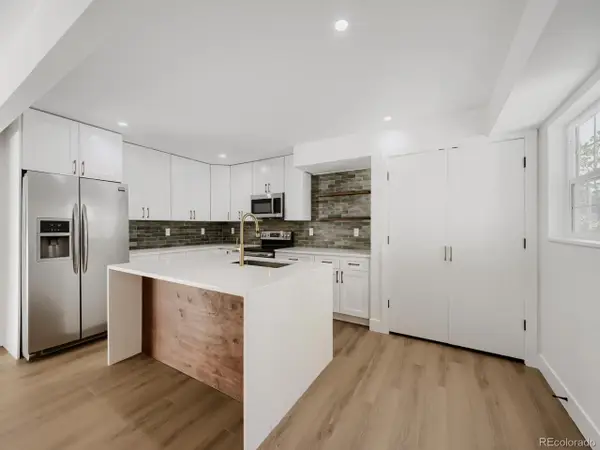 2813 S Xanadu Way, Aurora, CO 80014