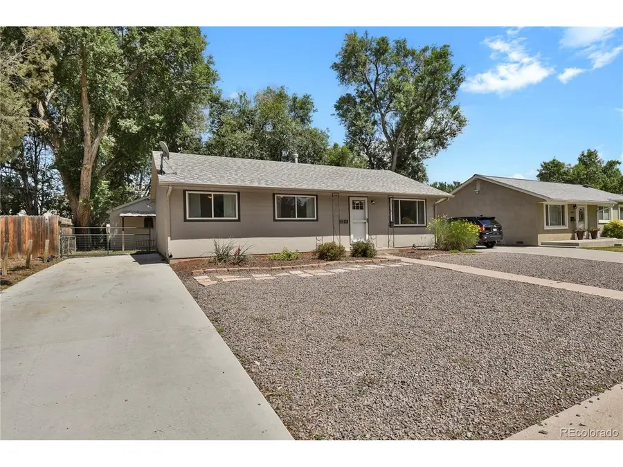 3211 N Institute St, Colorado Springs, CO 80907 - #2