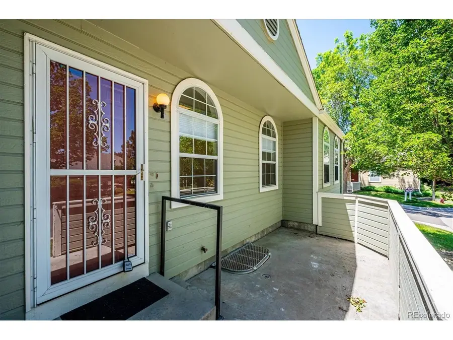 5878 W Asbury Pl, Lakewood, CO 80227 - #3