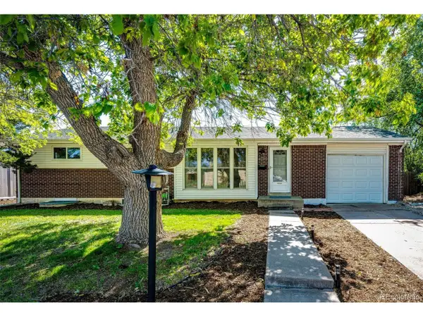6724 S Ash Way, Centennial, CO 80122
