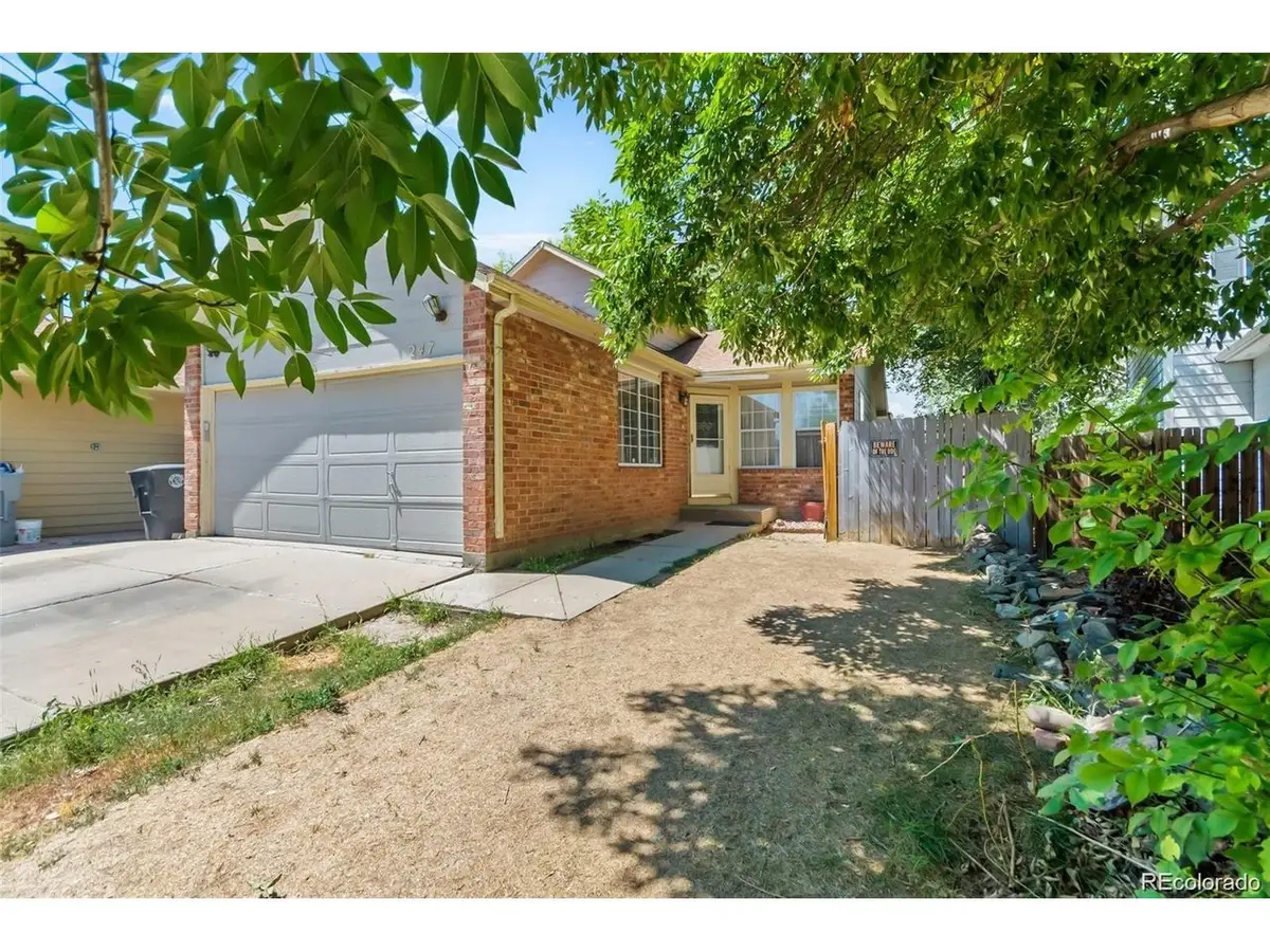 247 Wadsworth Cir, Longmont, CO 80504 - #1