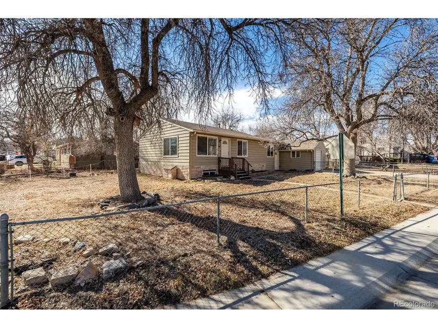 3110 W Bear Creek Dr, Englewood, CO 80110 - #3