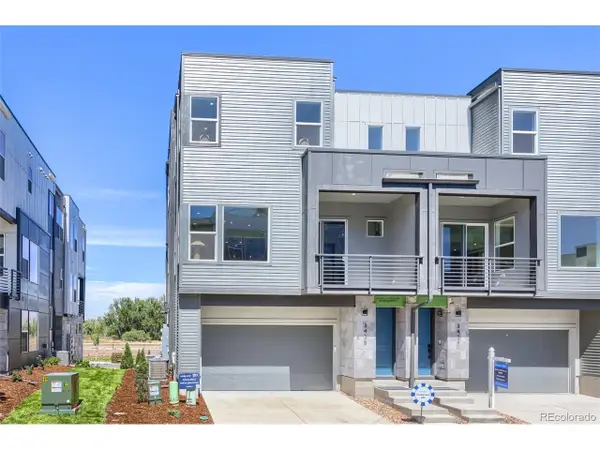 3435 W Elmhurst Pl, Littleton, CO 80120