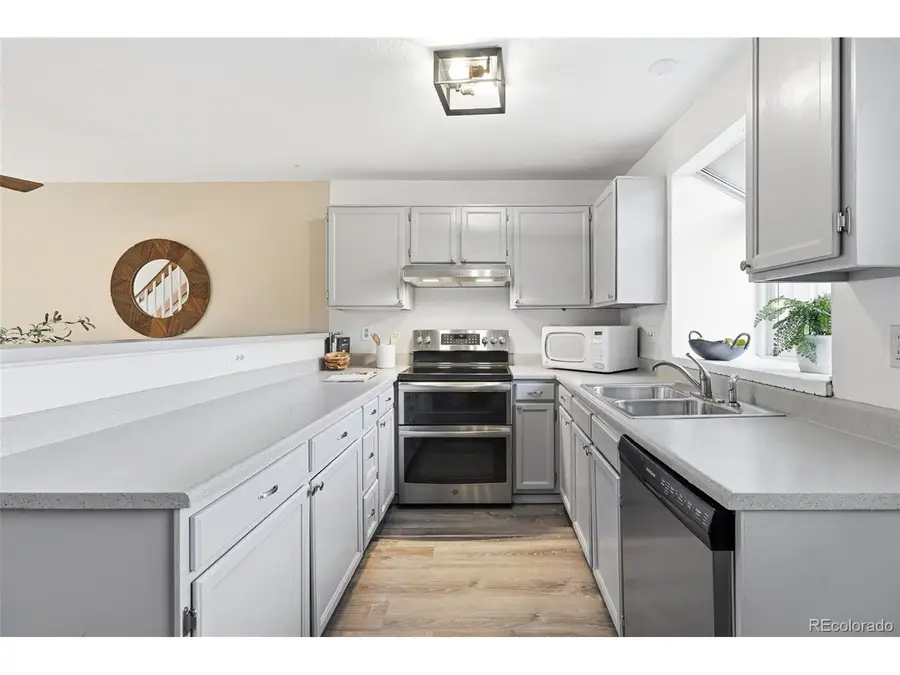 1218 S Flower Cir #D, Lakewood, CO 80232 - #3