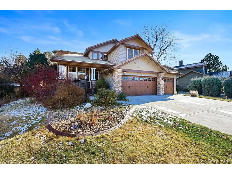 9372 Prairie View Dr, Highlands Ranch, CO 80126 - Image #2