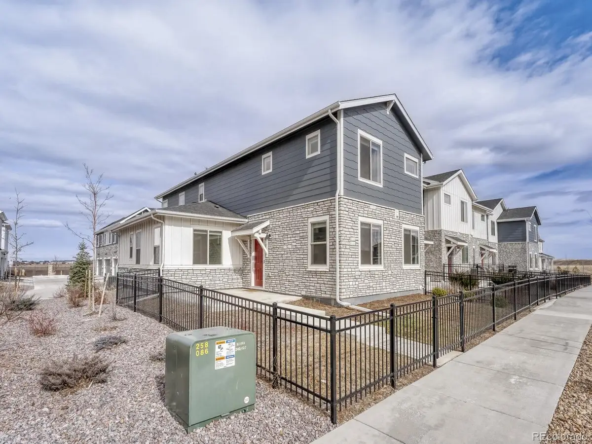 27693 E 1st Pl, Aurora, CO 80018 - #1