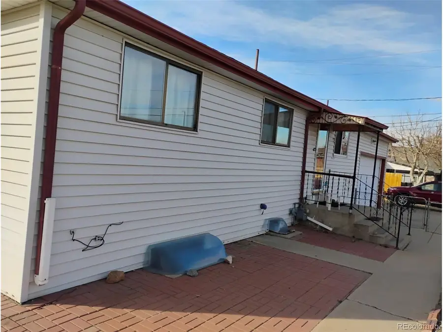 6081 E 61st Ave, Commerce City, CO 80022 - #2