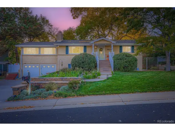 7049 Reed Ct, Arvada, CO 80003